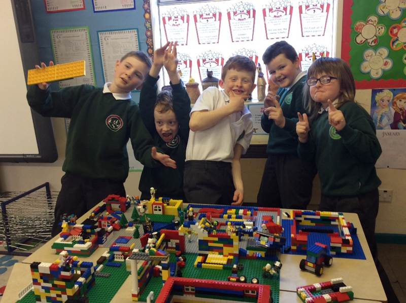 Year 5's Battle of the Bricks!