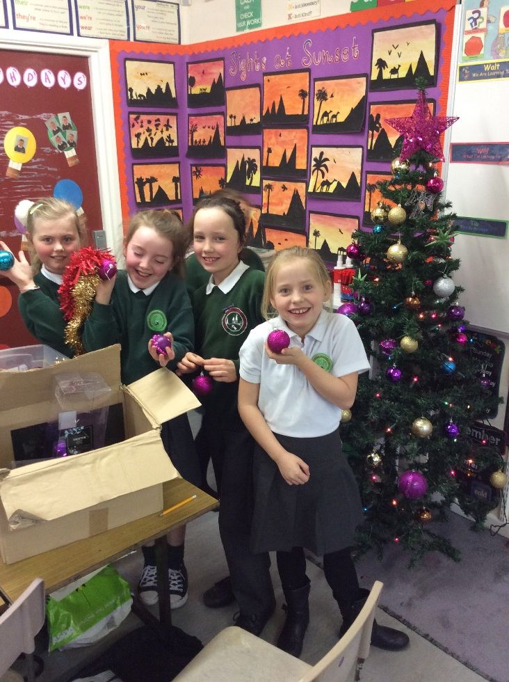 Little Helpers in Year 5!