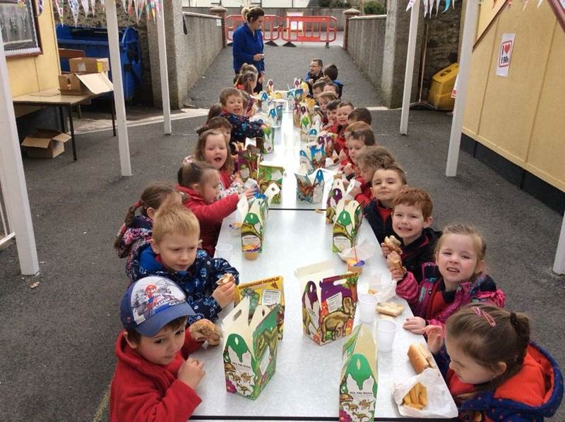 90's Week - Celebrations at Nursery 